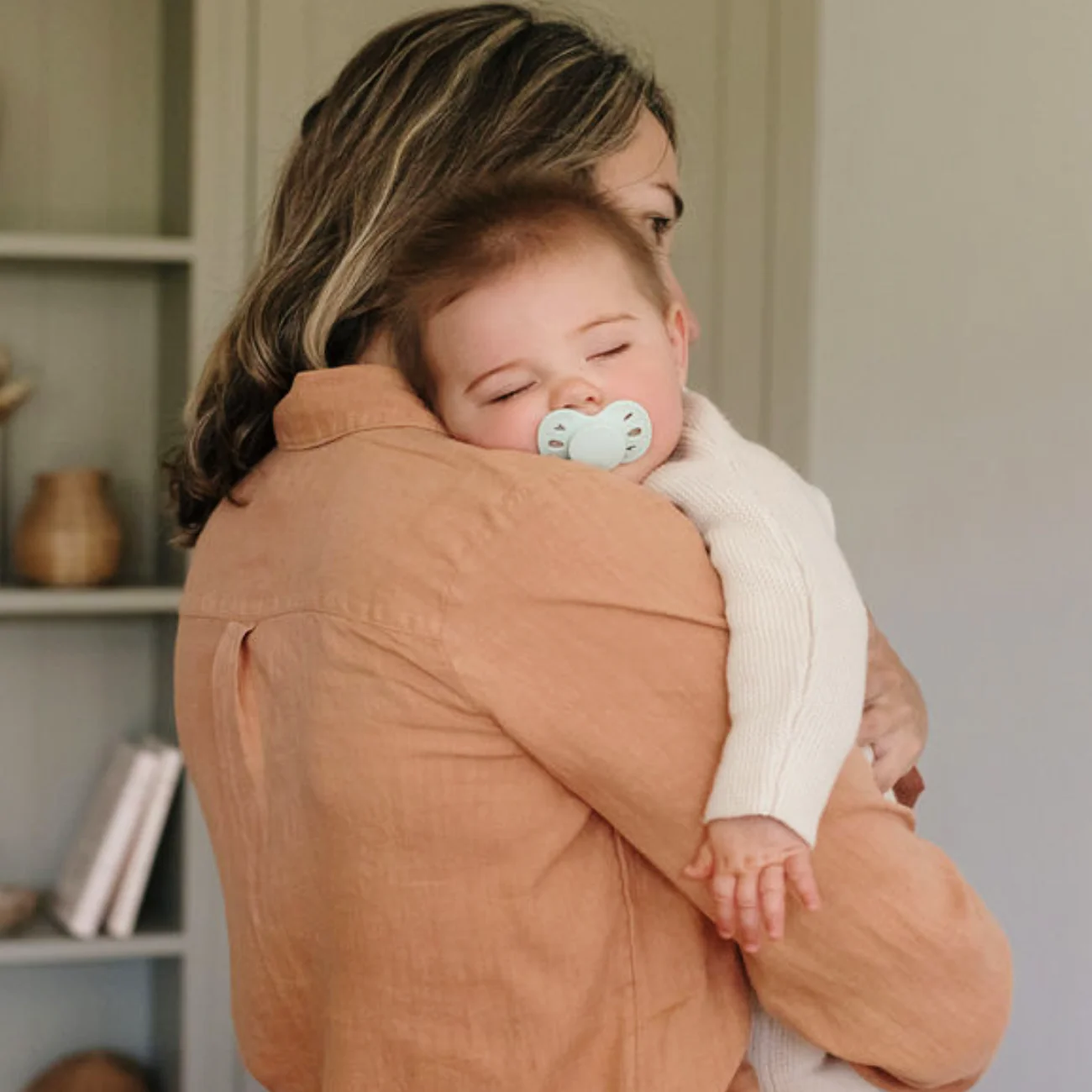 Lot de 2 sucettes anatomiques - Image 7